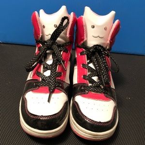 Kitty Wedge Sneakers 🐱